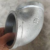 瑪鋼管件廠家直銷 鍍鋅三通 碳鋼彎頭 側(cè)大三通 變徑彎頭 大小頭 DN25三通 65彎頭 25*15大小頭